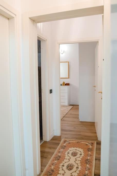Centro Storico, Centralissimo Luxury Smeraldo Suite Doccia Idromassaggio ,Paniere Gratuito Con Piccola Colazione Ravenna Kültér fotó